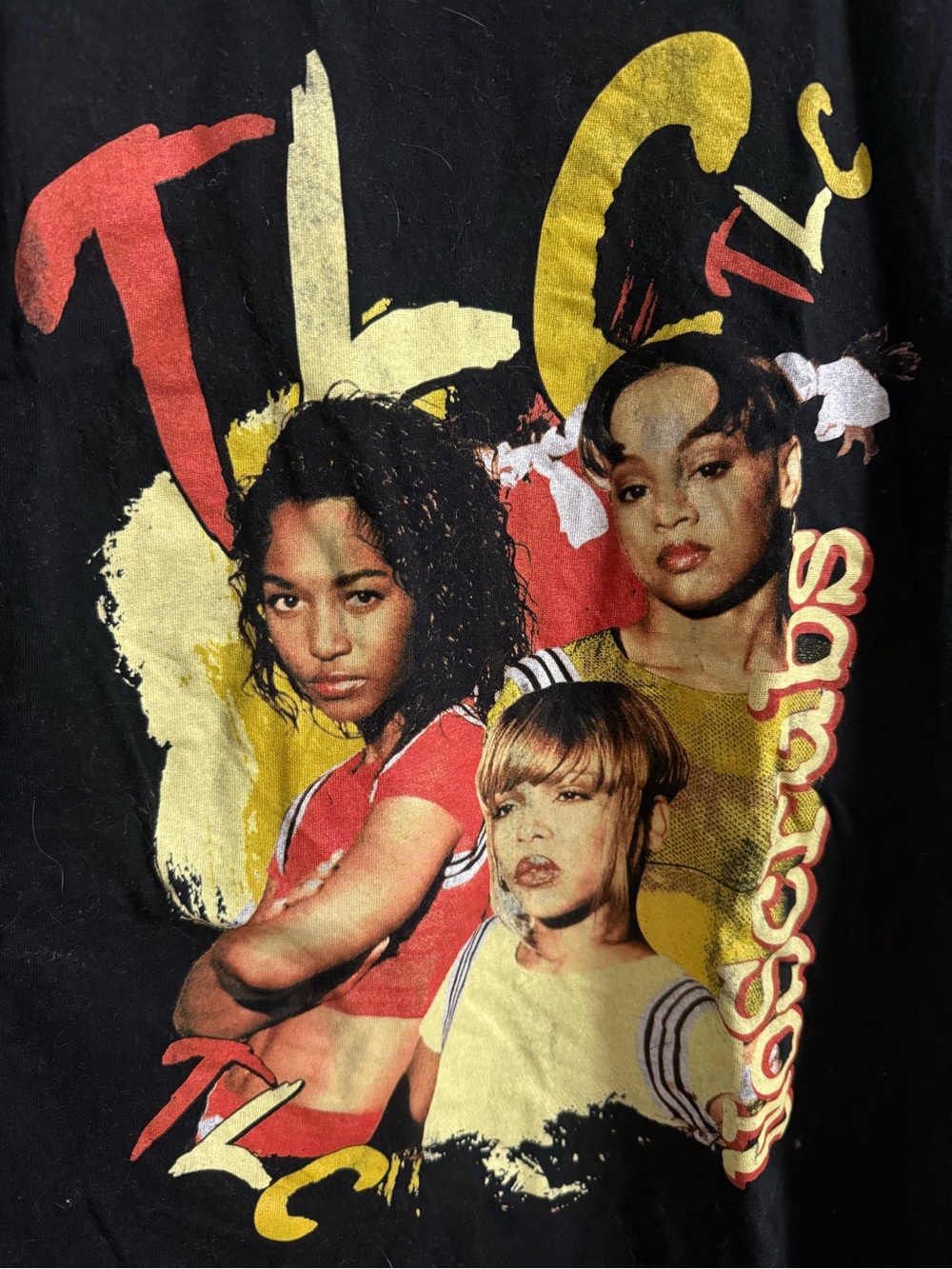 TLC No Scrubs Women’s M/L 90s R&B Hip Hop Band Graphic Tee